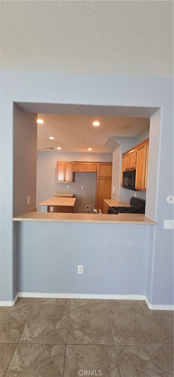 Detail Gallery Image 14 of 51 For 27966 John F Kennedy Dr #B,  Moreno Valley,  CA 92555 - 3 Beds | 2/1 Baths
