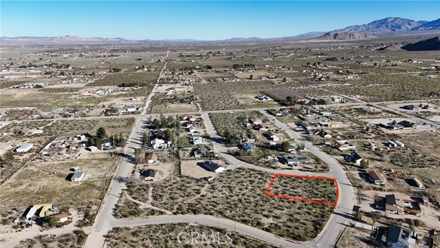 501 Kingsley, Lucerne Valley CA: https://media.crmls.org/medias/332925f4-b553-4646-a21f-bf1254990341.jpg