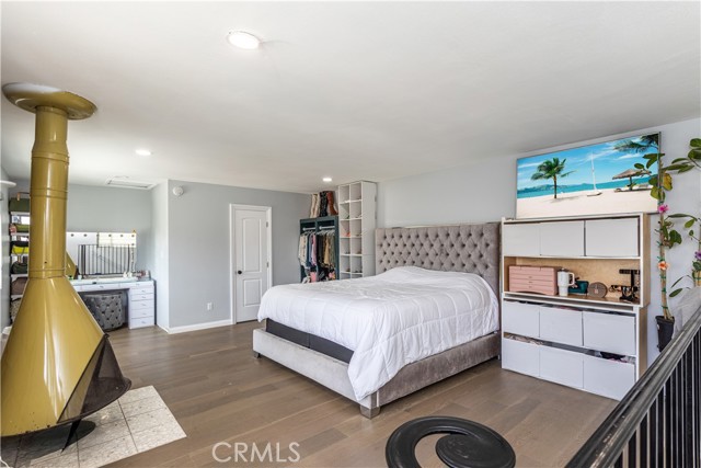 2750 San Carlos Lane, Costa Mesa CA: https://media.crmls.org/medias/332bb014-17f4-440f-8c39-55fe6ebc8443.jpg