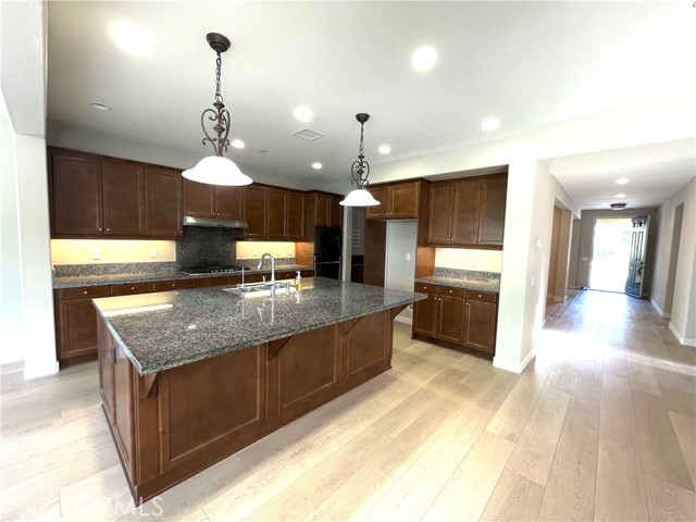 Detail Gallery Image 29 of 46 For 6430 Sheffield Street, Chino,  CA 91710 - 4 Beds | 3/1 Baths