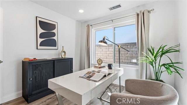 Detail Gallery Image 30 of 53 For 2430 Greensward St, Simi Valley,  CA 93065 - 4 Beds | 2 Baths