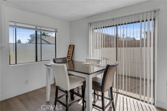 Detail Gallery Image 10 of 36 For 15510 Rose, Lake Elsinore,  CA 92530 - 3 Beds | 2 Baths