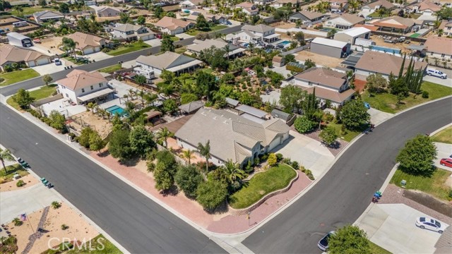 19247 Mountain Shadow Lane, Perris CA: https://media.crmls.org/medias/332d3e2a-6505-4437-9ac1-80aa6838e7fc.jpg