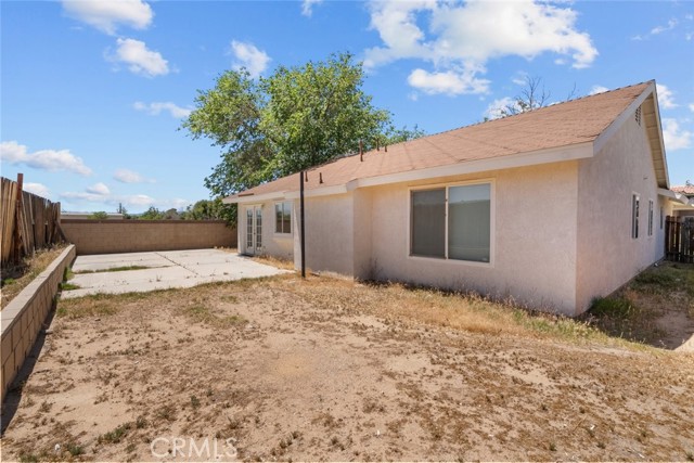 45260 7th E Street, Lancaster CA: https://media.crmls.org/medias/332d6edb-6122-41f8-82dd-1c56f588dd8a.jpg