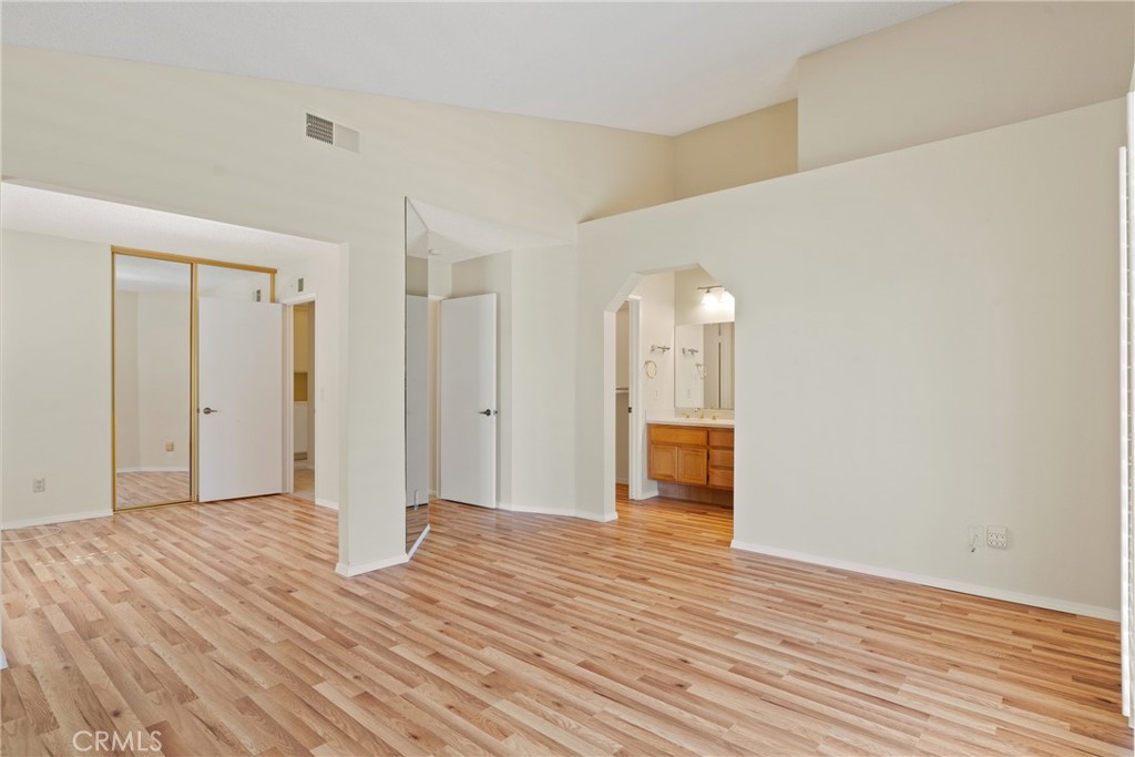 MLS #AR25230722 image #25