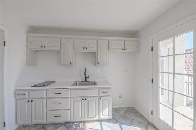 17725 Vista Point, Victorville CA: https://media.crmls.org/medias/3331019b-78d9-4544-b8f7-b722055498f3.jpg