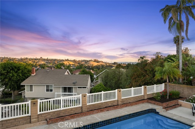 Detail Gallery Image 7 of 46 For 24852 Costeau St, Laguna Hills,  CA 92653 - 4 Beds | 2/1 Baths