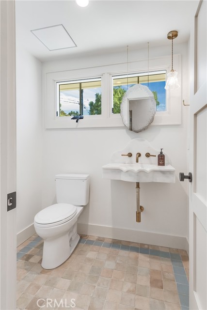12 Georgeff Road photo 43