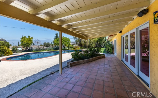 Detail Gallery Image 31 of 38 For 645 Alta Loma Dr, Redlands,  CA 92373 - 4 Beds | 2 Baths