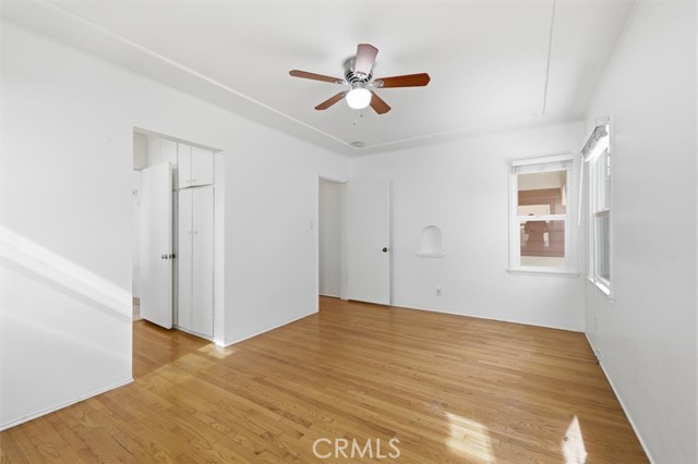 315 33rd, Manhattan Beach, California 90266, 2 Bedrooms Bedrooms, 0 ,2 BathroomsBathrooms,Residential,For Sale,33rd,0,SB26105539