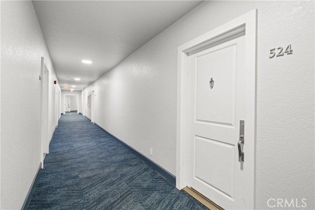 Detail Gallery Image 5 of 32 For 10982 Roebling Avenue #524,  Los Angeles,  CA 90024 - 2 Beds | 1 Baths