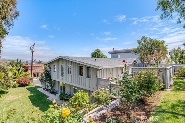 33932 Granada Drive, Dana Point CA: https://media.crmls.org/medias/3332572e-6753-464b-8310-4beab1525e02.jpg