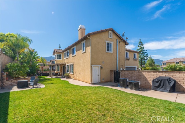 Detail Gallery Image 30 of 32 For 2295 Shanna Carle Dr, Corona,  CA 92882 - 4 Beds | 3/1 Baths