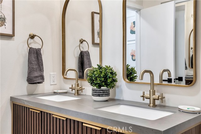 Detail Gallery Image 38 of 44 For 2809 Olive Ln, Santa Ana,  CA 92706 - 4 Beds | 2 Baths