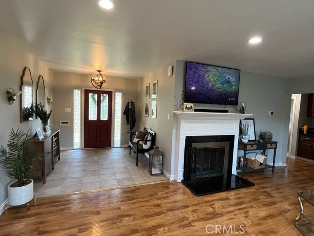 Detail Gallery Image 8 of 25 For 935 N 1st, Upland,  CA 91786 - 3 Beds | 2 Baths