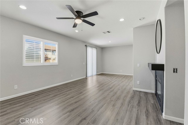 Detail Gallery Image 9 of 25 For 44335 57th, Lancaster,  CA 93536 - 5 Beds | 3 Baths