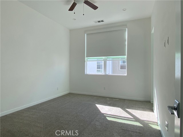 2312 Synergy, Irvine CA: https://media.crmls.org/medias/3334eb09-b20f-42a2-95d3-993232cad197.jpg