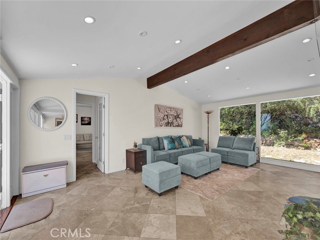Detail Gallery Image 15 of 39 For 20537 Little Rock Way, Malibu,  CA 90265 - 5 Beds | 3 Baths