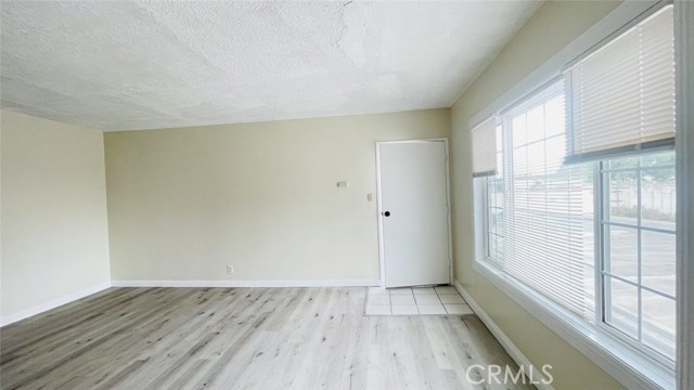 1083 Gaviota Avenue, Long Beach CA: https://media.crmls.org/medias/33357a6a-98e8-4a7c-b364-87ab55cfa19d.jpg