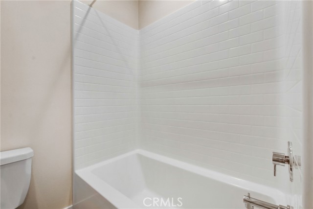 181 Novel, Irvine CA: https://media.crmls.org/medias/3335d939-cee7-41d5-a7fa-8e19094959f6.jpg