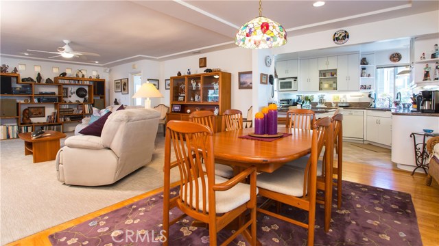 1801 Laurel Avenue, Manhattan Beach, California 90266, 4 Bedrooms Bedrooms, ,3 BathroomsBathrooms,Residential,Sold,Laurel,SB17024951