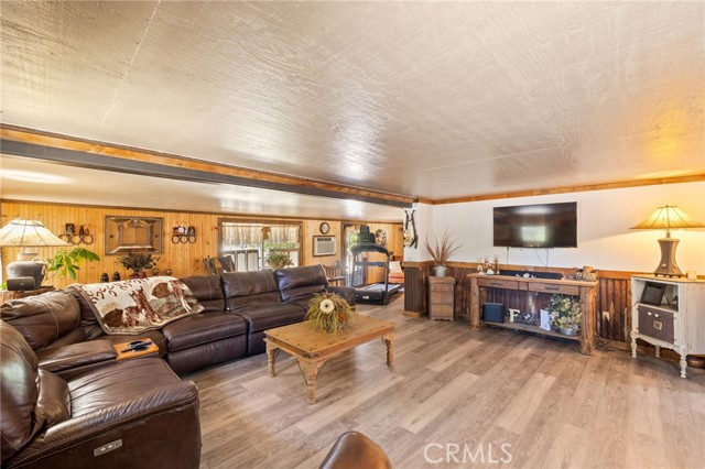 4333 Highway 33, New Cuyama CA: https://media.crmls.org/medias/3336af96-15ea-4388-b095-e651a42172b9.jpg