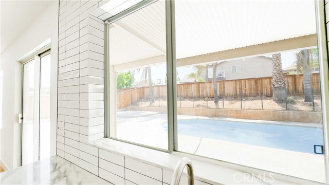Detail Gallery Image 18 of 70 For 17877 Orangewood Ln, Riverside,  CA 92503 - 5 Beds | 3 Baths