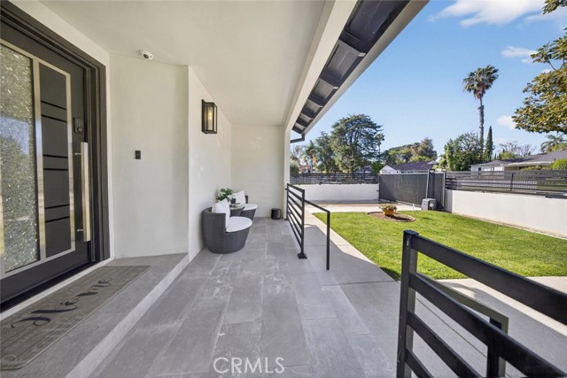 Detail Gallery Image 9 of 64 For 4926 Greenbush Ave, Sherman Oaks,  CA 91423 - – Beds | – Baths