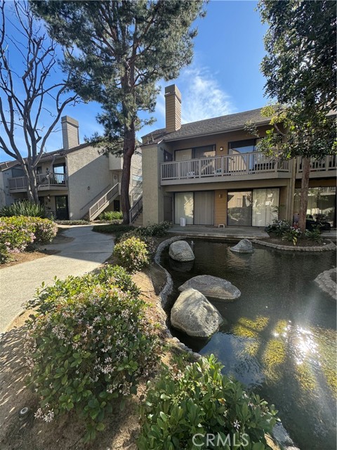 Detail Gallery Image 2 of 5 For 10551 Lakeside, Garden Grove,  CA 92840 - 1 Beds | 1 Baths