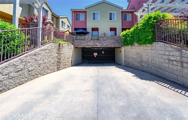 Detail Gallery Image 18 of 22 For 1500 Pine Ave #19,  Long Beach,  CA 90813 - 2 Beds | 2 Baths