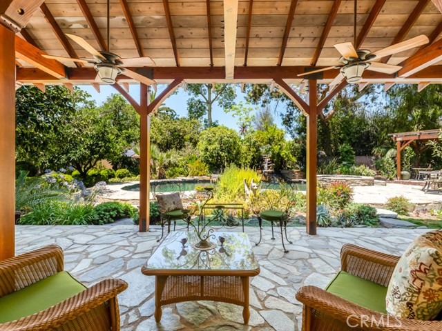 10335 Sylvia Avenue, Porter Ranch CA: https://media.crmls.org/medias/333957c8-1aa8-4e65-93d5-817a6a13d623.jpg
