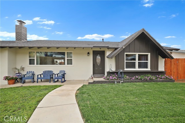 Detail Gallery Image 3 of 20 For 7386 Sebastian Ave, Jurupa Valley,  CA 92509 - 3 Beds | 2 Baths
