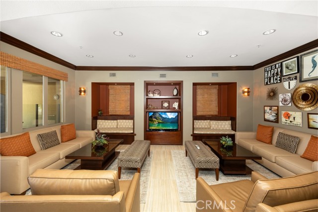 1400 E Ocean Boulevard, Long Beach CA: https://media.crmls.org/medias/333a041d-d368-4c9b-ae5a-131a242d856e.jpg
