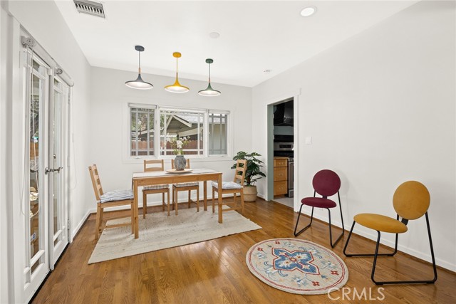 Detail Gallery Image 13 of 29 For 1058 E Claremont St, Pasadena,  CA 91104 - 2 Beds | 2 Baths