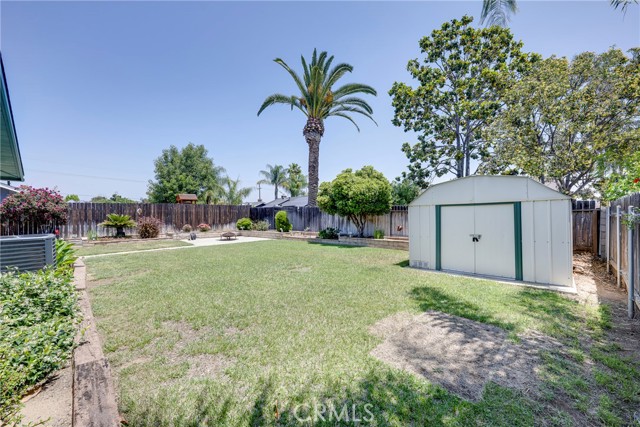 14548 Sylvester Drive, Moreno Valley CA: https://media.crmls.org/medias/333aa27b-ec17-4fdc-a00d-ce1e5194e8ec.jpg