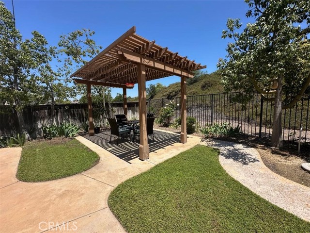 33667 Abbey Road, Temecula CA: https://media.crmls.org/medias/333acf74-62a9-4bdb-b249-300a0607eb6e.jpg