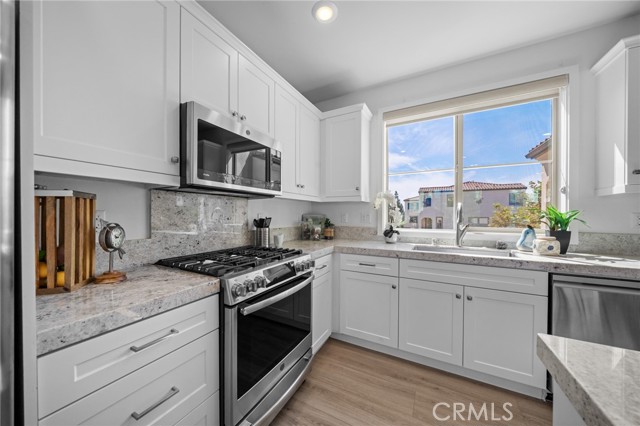 Detail Gallery Image 15 of 54 For 18324 Maidenhair Way, Yorba Linda,  CA 92886 - 2 Beds | 2/1 Baths