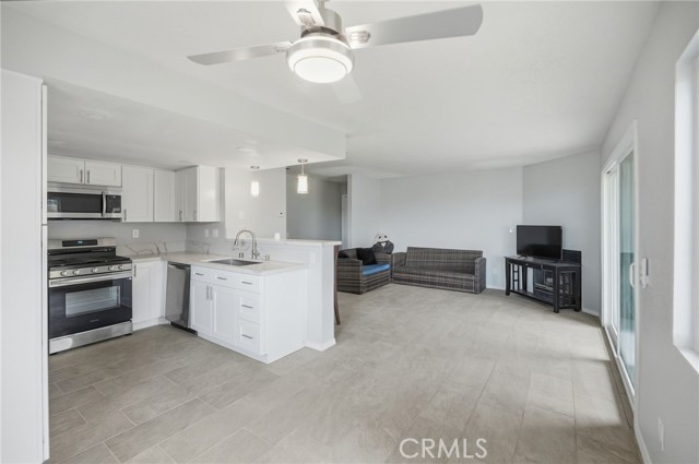 2616 avenida del vista, Corona CA: https://media.crmls.org/medias/333b8813-4190-4f96-bcb5-7fe3929d43de.jpg
