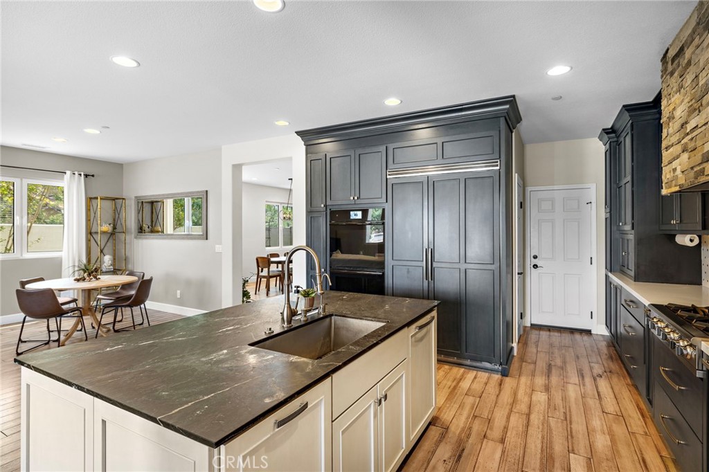 333bcbc6 Ea24 4889 Bdc7 746a14fd6a98