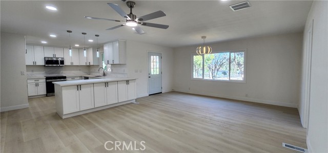 Detail Gallery Image 6 of 26 For 33155 Buckwheat Dr, Menifee,  CA 92584 - 3 Beds | 2 Baths