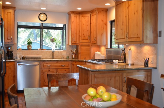8255 Graves Creek Road
