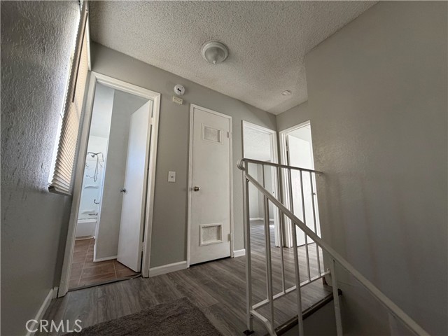 Detail Gallery Image 8 of 13 For 9240 Date 9f,  Fontana,  CA 92335 - 2 Beds | 1/1 Baths