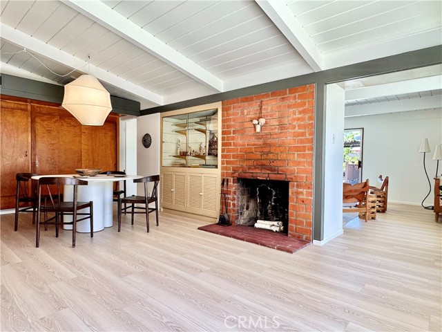 3310 Roxanne Avenue, Long Beach CA: https://media.crmls.org/medias/333f70db-fc32-4dcf-9368-fc2da65a8534.jpg