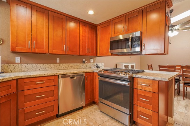 Detail Gallery Image 16 of 38 For 6335 Thunder Bay, Jurupa Valley,  CA 92509 - 3 Beds | 2 Baths