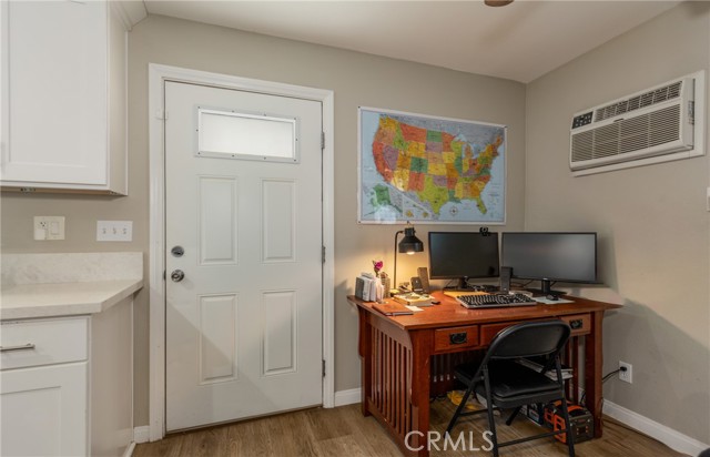 35134 Avenue C, Yucaipa CA: https://media.crmls.org/medias/3340f07e-fefe-4739-85e8-34acb7911872.jpg