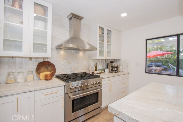 Detail Gallery Image 7 of 14 For 3682 Grovedale St, Corona,  CA 92881 - 5 Beds | 3 Baths