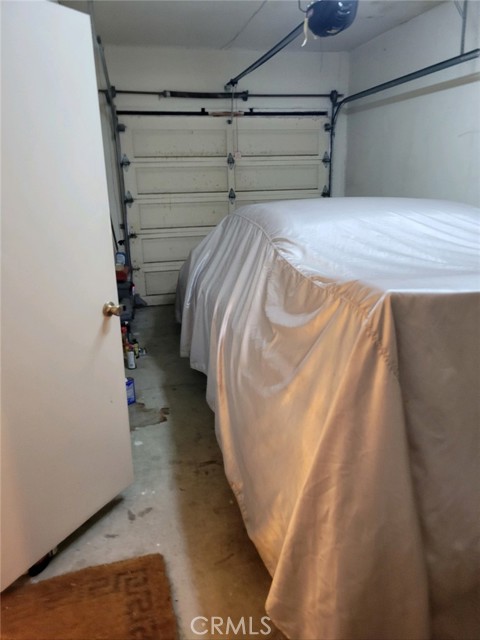 Tandem double garage
