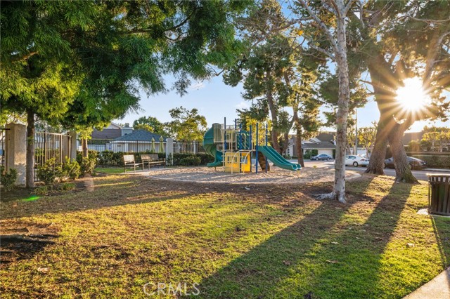 Detail Gallery Image 18 of 20 For 3 Mirror #40,  Irvine,  CA 92604 - 3 Beds | 2 Baths