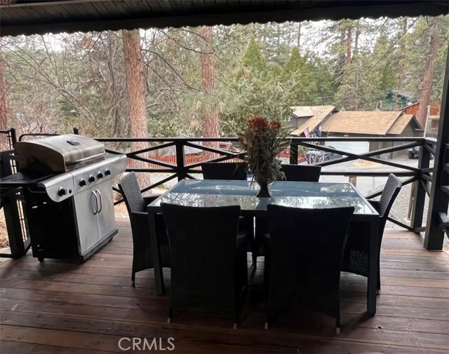 Detail Gallery Image 16 of 21 For 1002 Cherokee St, Fawnskin,  CA 92333 - 4 Beds | 3 Baths