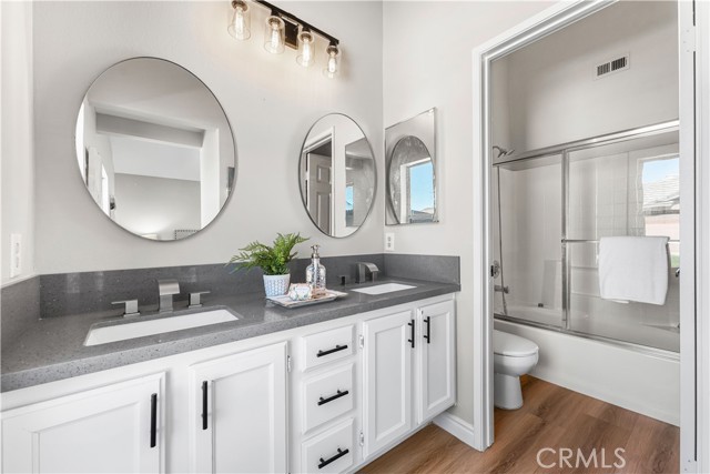 37011 Zinnia Street, Palmdale CA: https://media.crmls.org/medias/3342a087-d635-4bcc-9efd-1f69e263974c.jpg